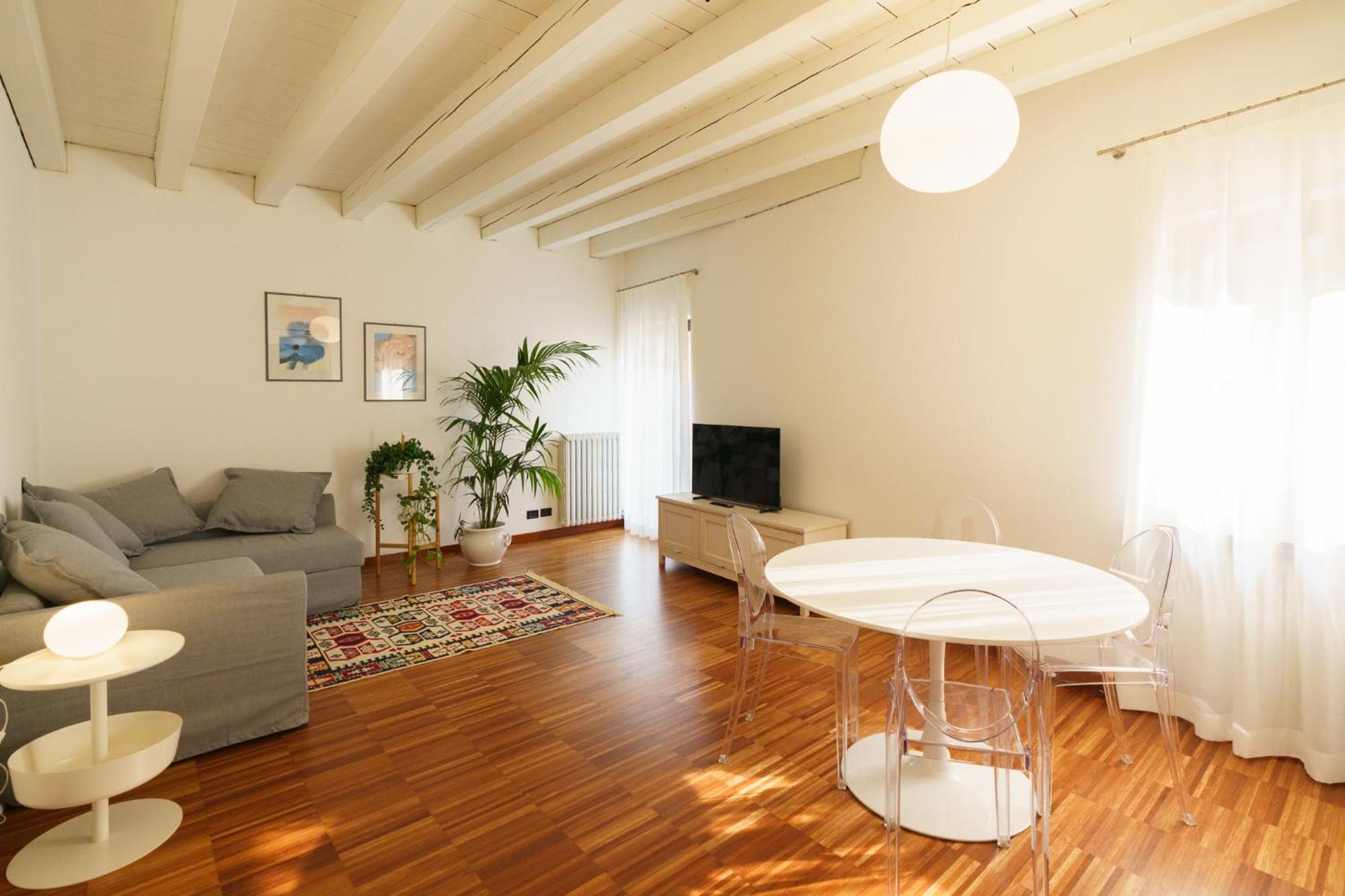 Domus Verona - Residenza Marconi Екстериор снимка
